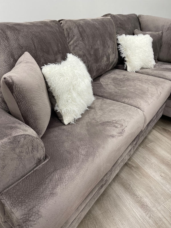 900 - SMOKE SECTIONAL***NEW ARRIVAL***