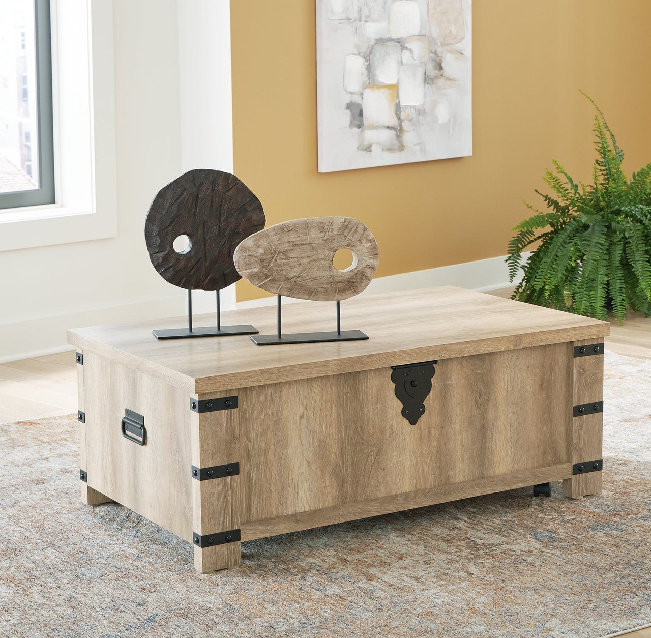 Calaboro Lift-Top Coffee Table image